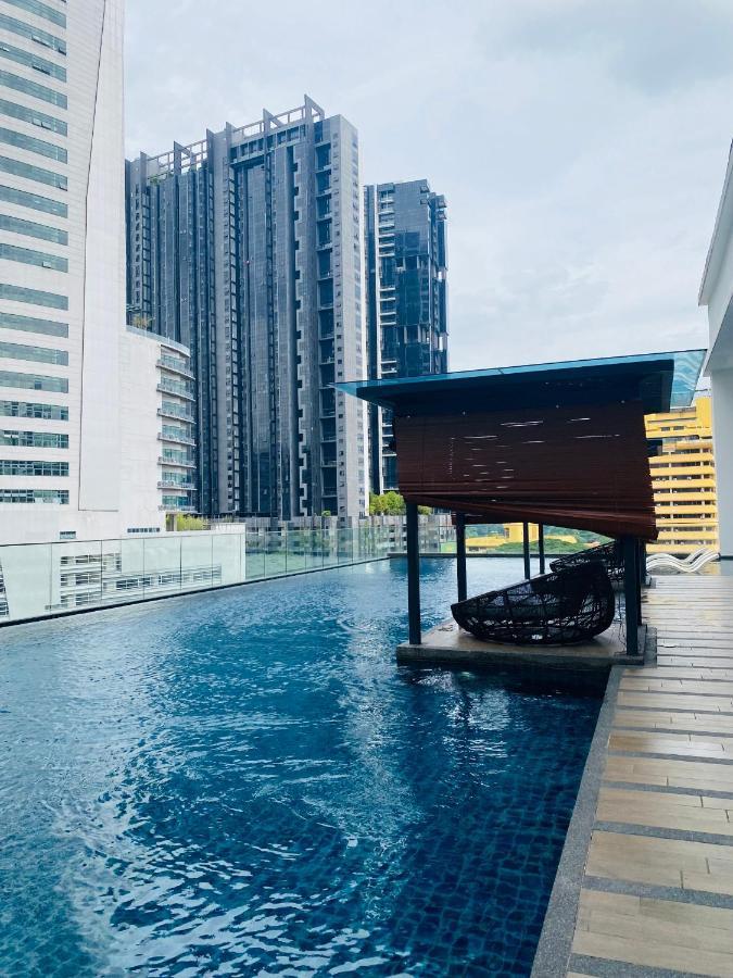 Reizz Residence By Leo Suites Kuala Lumpur Exterior photo