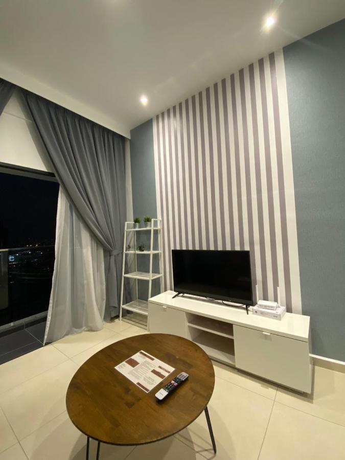 Reizz Residence By Leo Suites Kuala Lumpur Exterior photo